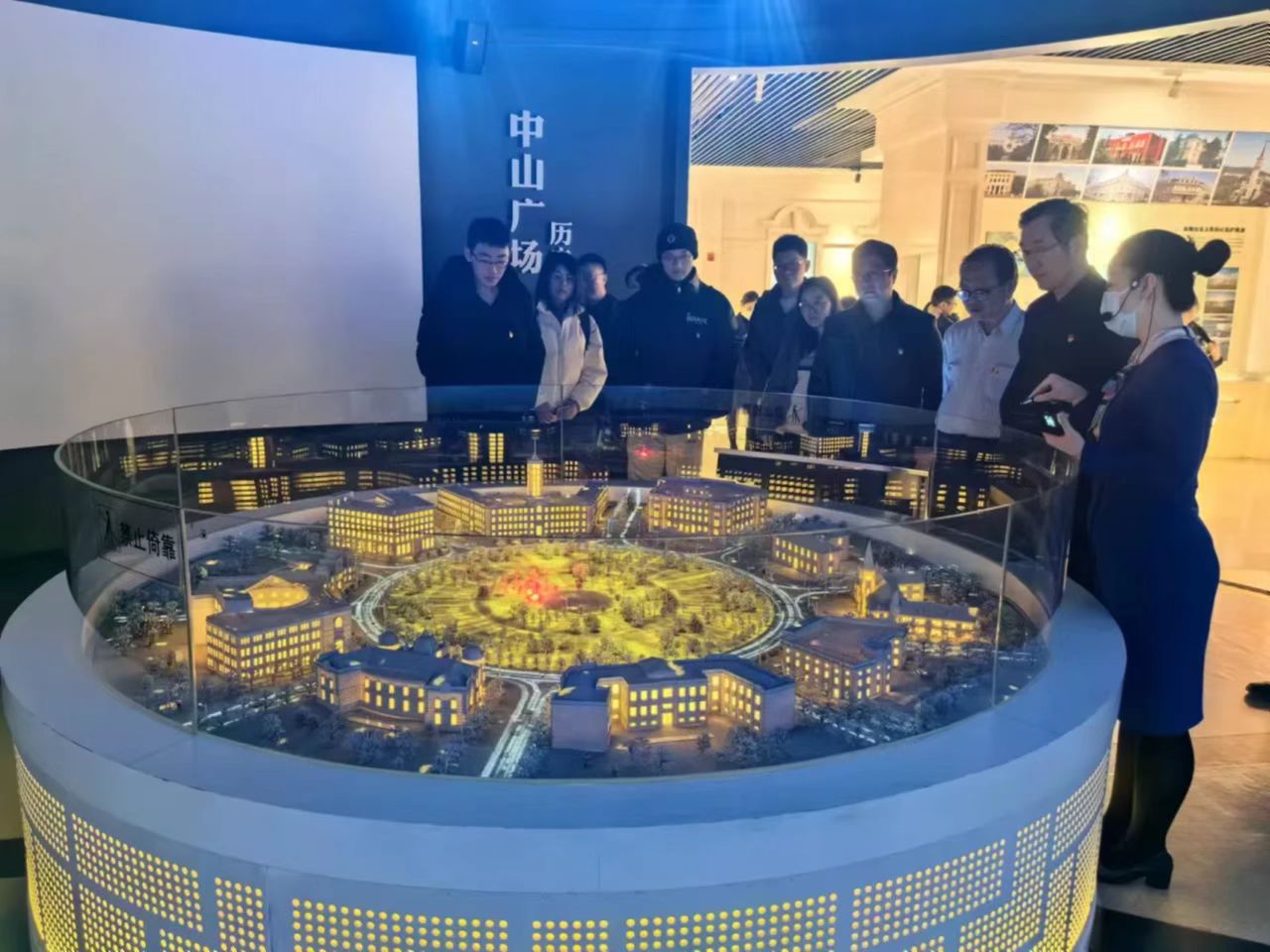 1704679313671414.jpg 2023年年会党建活动照片2.jpg
